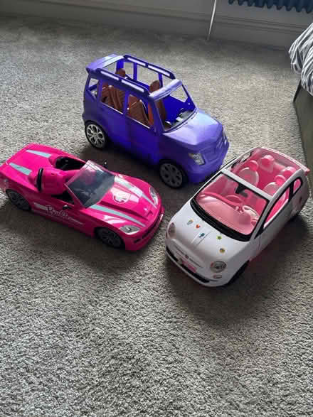 Photo of free Barbie Cars (S41) #1