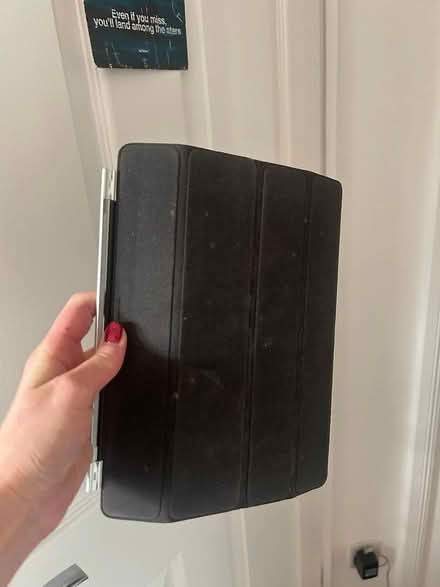 Photo of free old ipad stand - magnetic (Kentwood RG30) #1