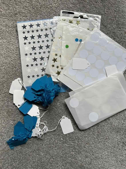 Photo of free Price tickets and stickers, gold and silver sticky stars. (Monks Hill CR2) #1