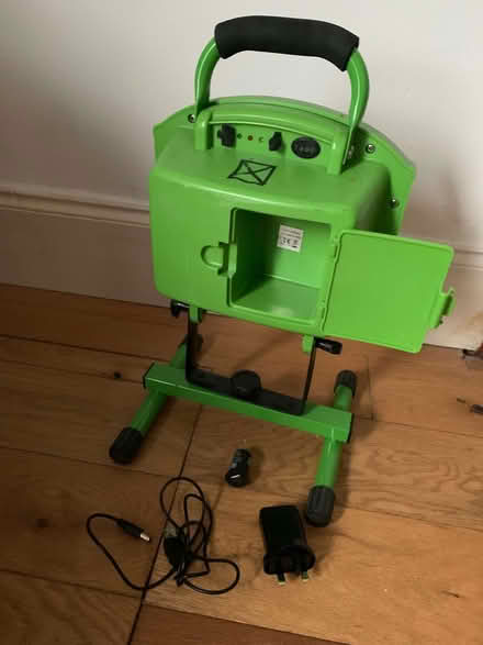Photo of free Adjustable LED floor-standing work light (Kaimhill AB12) #2