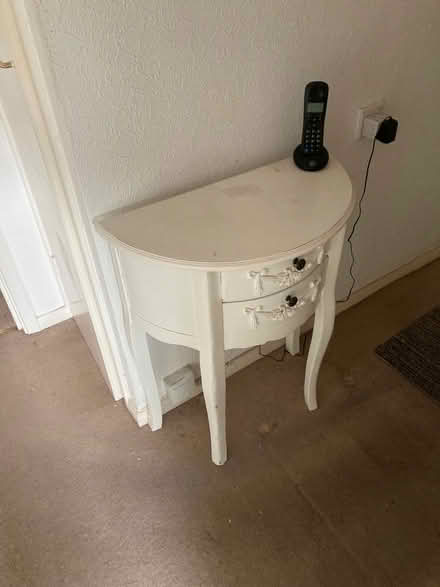 Photo of free Console table (Adeyfield HP2) #1