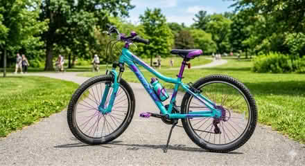 Photo of Bicycle of a 10-12 girl (Nr3) #1