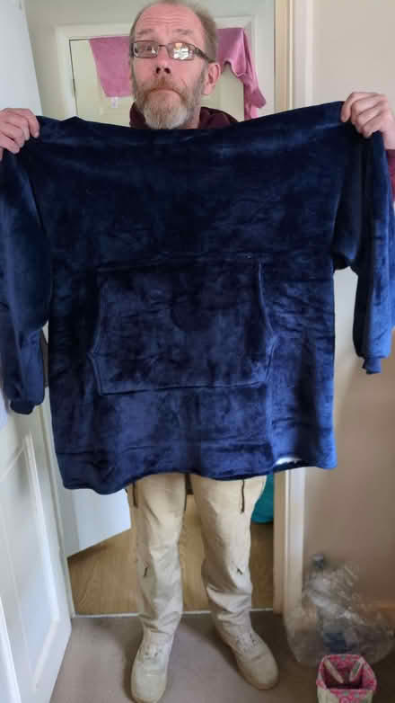 Photo of free Items as shown. Mixed lot. (Blacklands TN34) #2