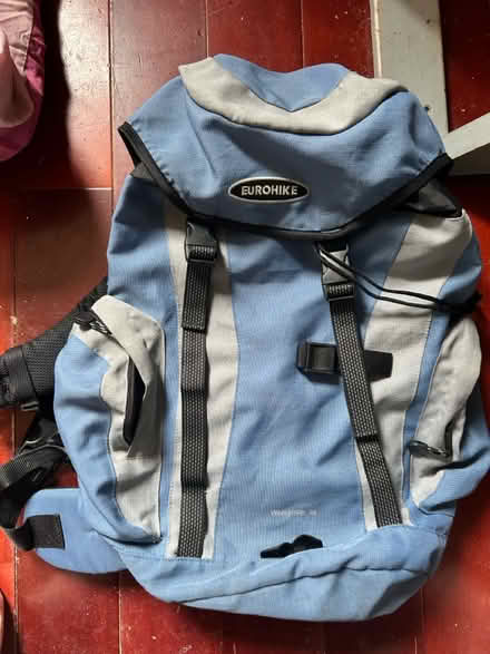 Photo of free 35L backpack (North fort st EH6) #1