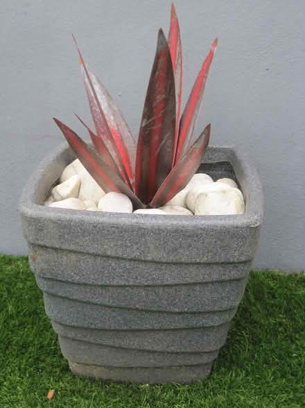 Photo of free Decorative garden pot (Plymouth Crownhill PL6) #1