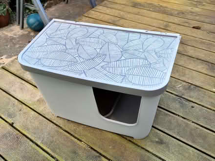 Photo of free Large cat litter tray (Hartington Road BN2) #1