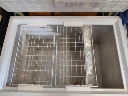 Photo of free 25 year old chest freezer (West Bridgford NG2) #3