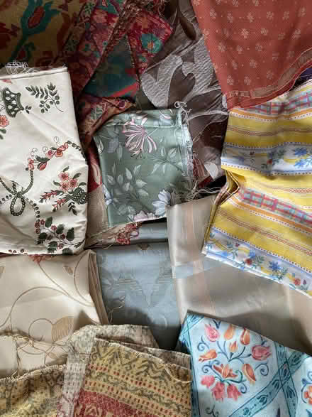 Photo of free Furnishing fabric off-cuts & remnants (Shaw RG14) #1