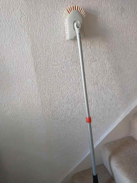 Photo of free Extendable brush (Endmoor LA8) #3