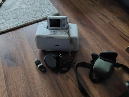 Photo of free Camera +photo printer (Derby) #2