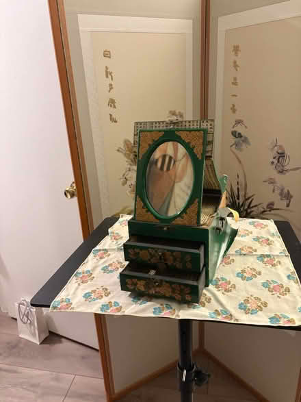 Photo of free A jewelry box for the crafter (Bowie) #1
