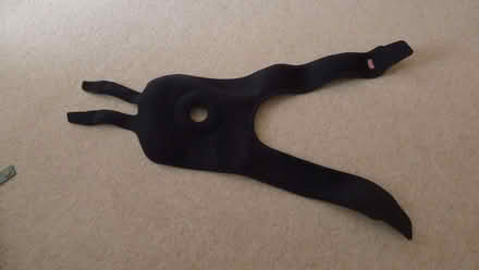 Photo of free knee brace (Oxford OX4) #1