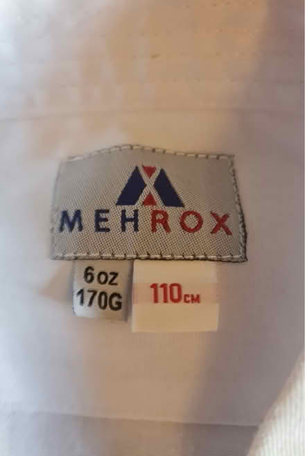 Photo of free Karate, taekwondo, judo uniform (CR0) #2