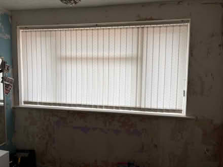 Photo of free Vertical blind (Cov CV3) #1