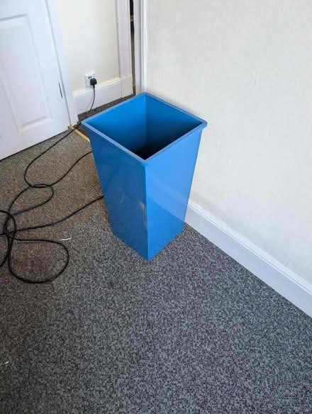 Photo of free Blue metal bin (Leatherhead) #2