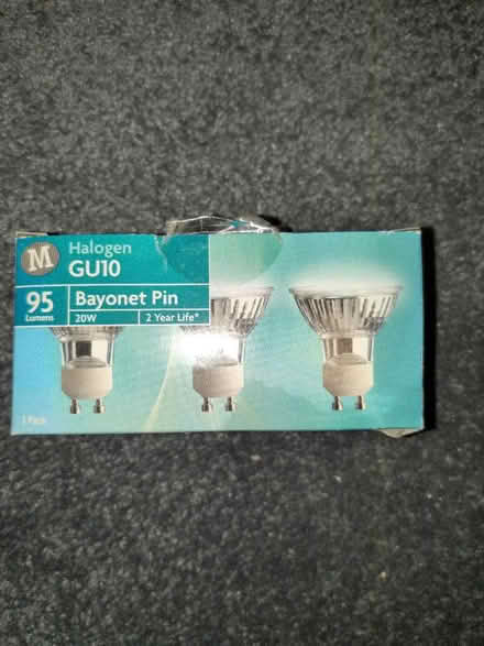 Photo of free 3 GU10 20w bulbs (Chelmsford CM1) #1