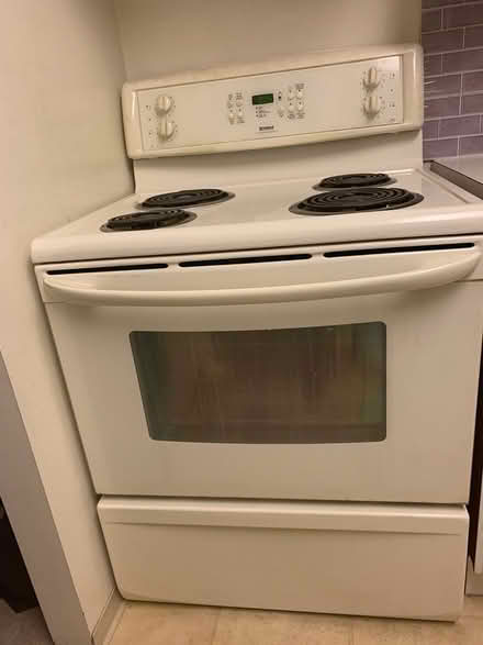 Photo of Used stove (Richmond) #1