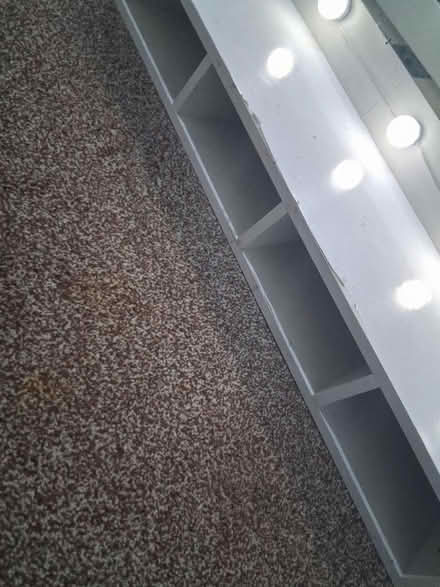 Photo of free Wooden light up vanity mirror (Stourbridge DY8) #4