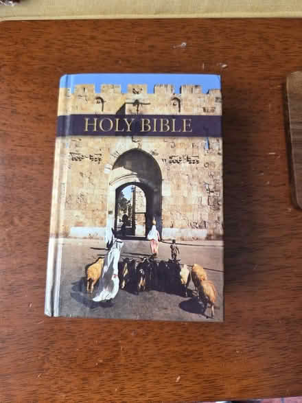 Photo of free Bible (CT10) #1