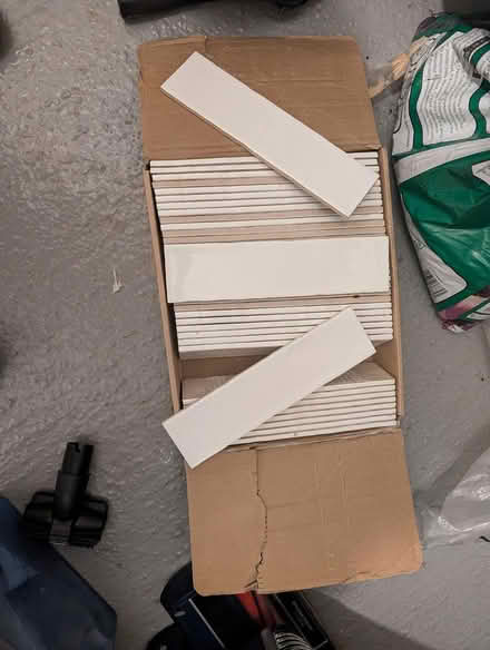 Photo of free Beautiful wall tiles (Leatherhead) #1