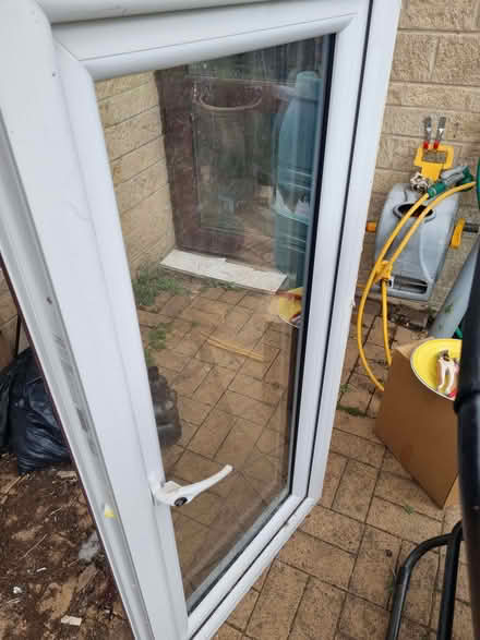 Photo of free Double Glazed Window (Cogges OX28) #2
