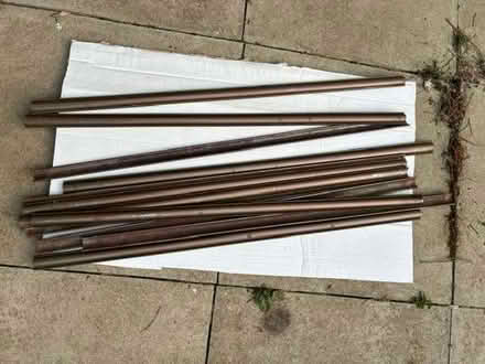Photo of free stair rods (Roebuck SG2) #1