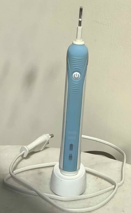 Photo of free Electric toothbrush (Emsworth PO10) #1