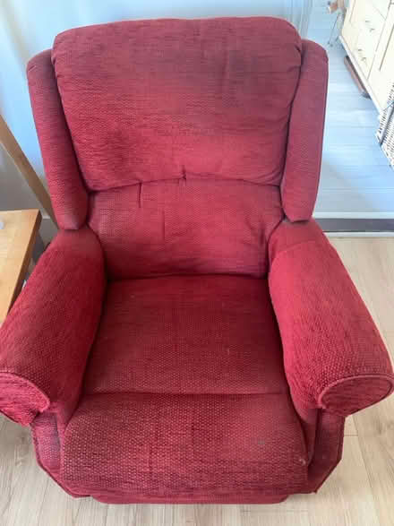 Photo of free Reclining Chairs (ME9) #2