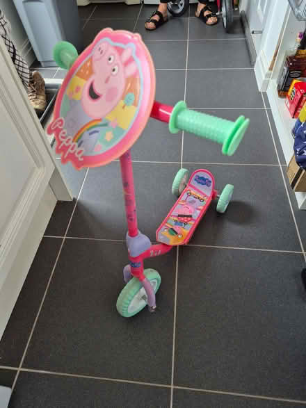 Photo of free Girls scooter (Central Liverpool L1) #1