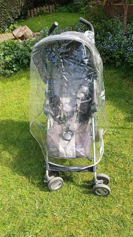 Photo of free Silver cross pushchair and raincover (Gedling NG4) #4
