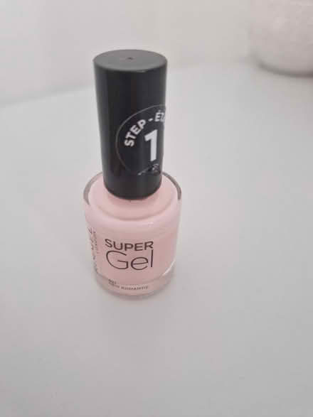 Photo of free Remmel pink nail polish (SE10) #1