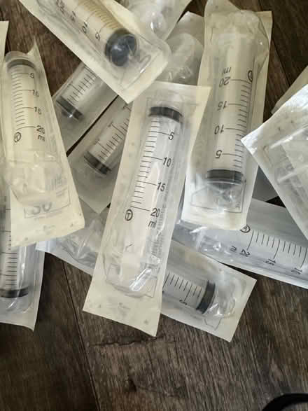 Photo of free 20ml measuring syringes (Isleworth) #1