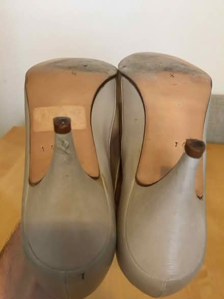 Photo of free Maud Frizon shoes (KT9 Chessington) #4
