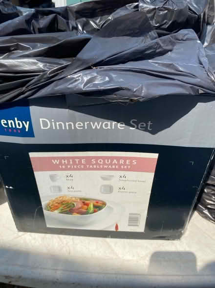 Photo of free Dinnerware sets, new, ha2 (Ha2) #3