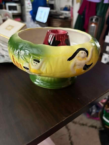 Photo of free Tiki scorpion bowl (Rego Park Queens) #1