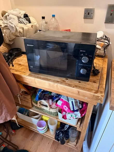 Photo of free 900w Microwave (South Norwood SE25) #1