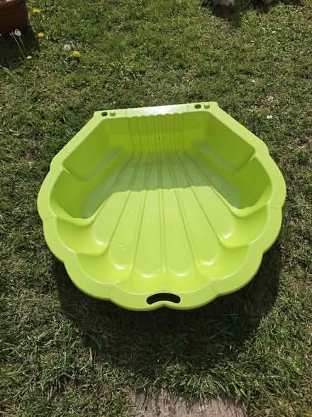 Photo of free Shell shaped sand pit or paddling pool (Stroud GL5) #1