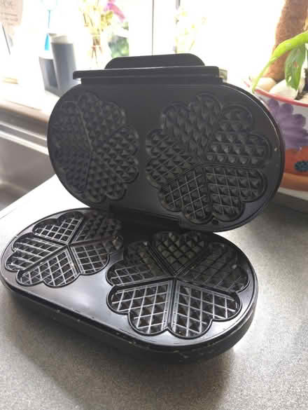 Photo of free Waffle maker (Sheffield intake S12) #3