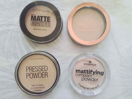 Photo of free Compact Face Powder x 4 **NEW** (Barton-on-Sea BH25) #1