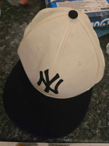 Photo of free NY hat (IG6 3s) #1
