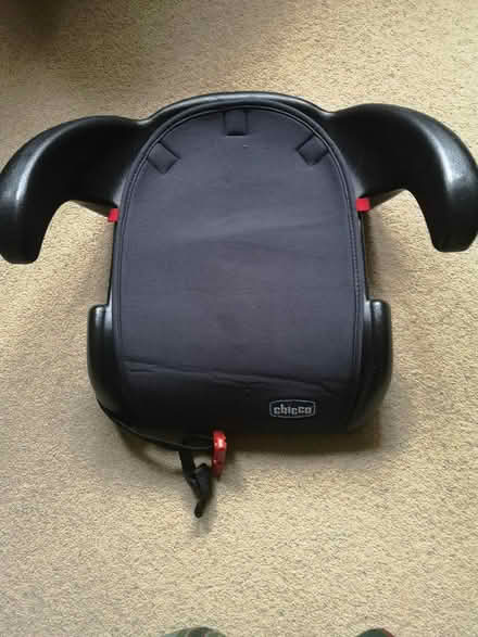 Photo of free Car booster seat (City Point DE24) #1