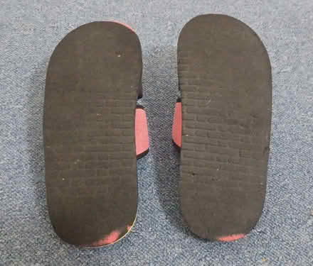 Photo of free Ladies' Rubber Sandals/Beach Shoes - Size 6 (Primrose LA1) #3