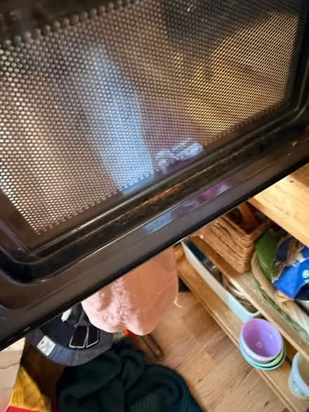 Photo of free 900w Microwave (South Norwood SE25) #3