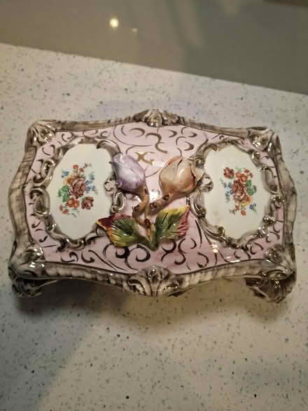 Photo of free Porcelain Trinket boxes (Woolston WA1) #2