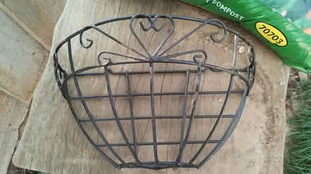 Photo of free Wall mounted wire planter basket (Kingscourt/Lightpill, Stroud) #1