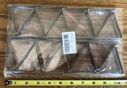 Photo of free new metal tablecloth clips [20886] #1