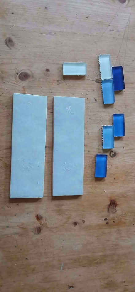Photo of free Various Wall Tiles (Harrogate HG2) #2