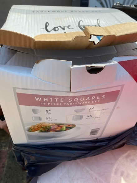 Photo of free Dinnerware sets, new, ha2 (Ha2) #2