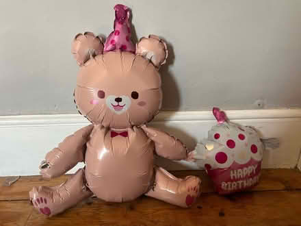 Photo of free Large Happy Birthday Balloon Bear (Mitcham CR4) #1