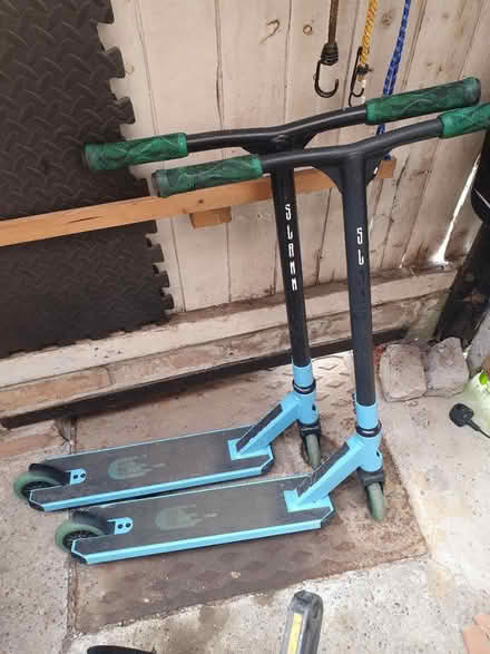 Photo of free Pair of Slamm scooters (NG8 wollaton) #1